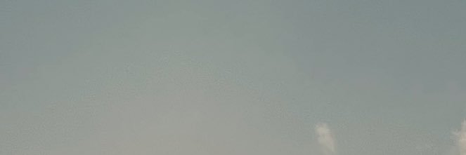 AUX banner