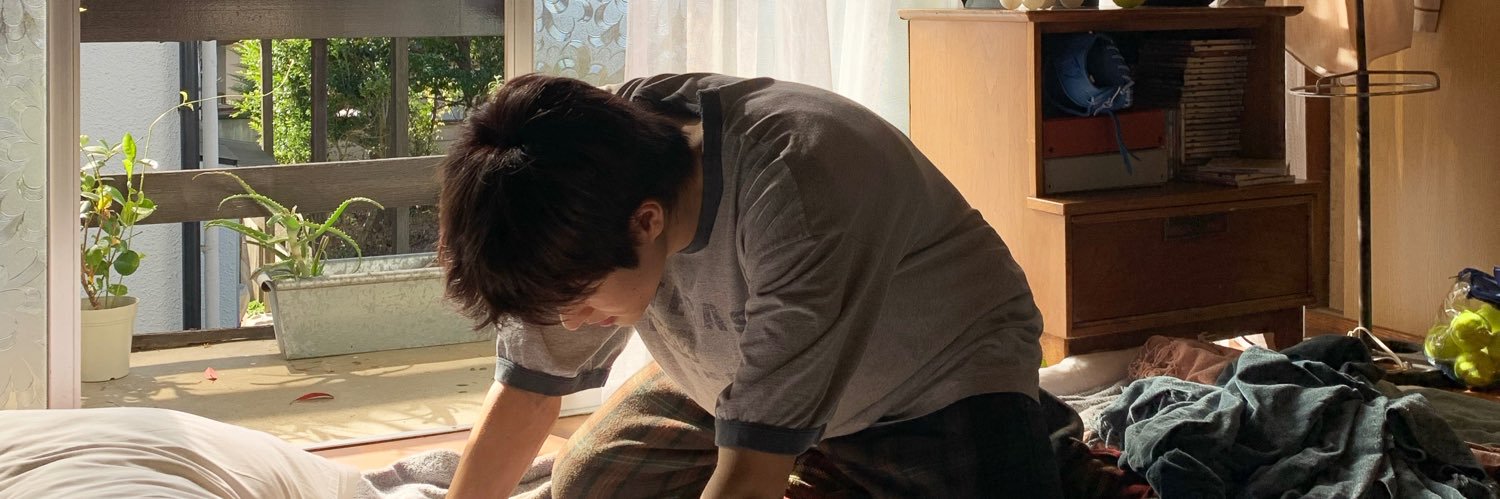 m& banner
