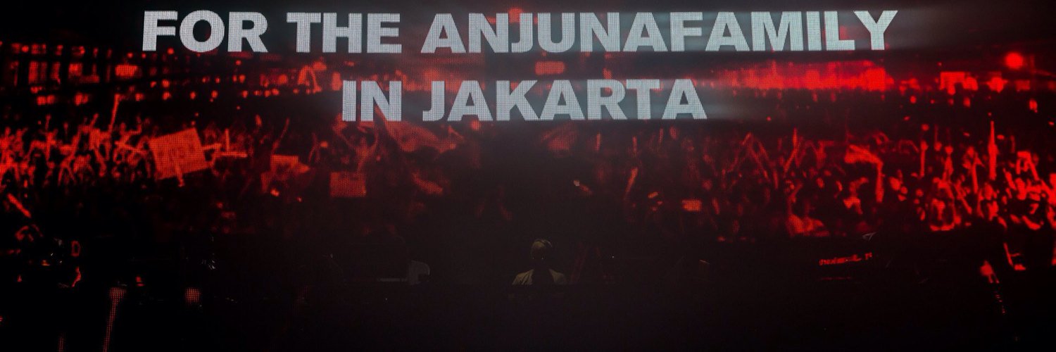monicang91's profile banner image