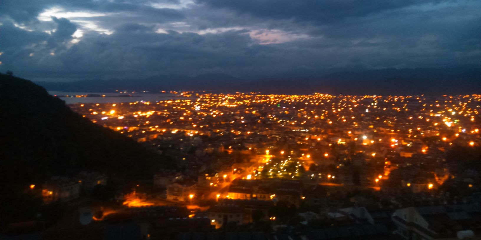 secmeyalanlar's profile banner image