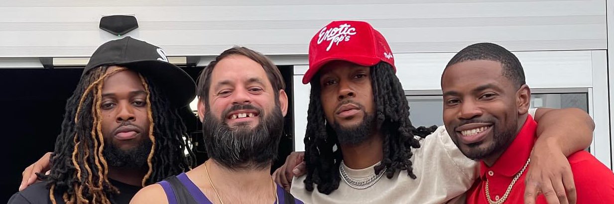 DeInconsistentHooper banner