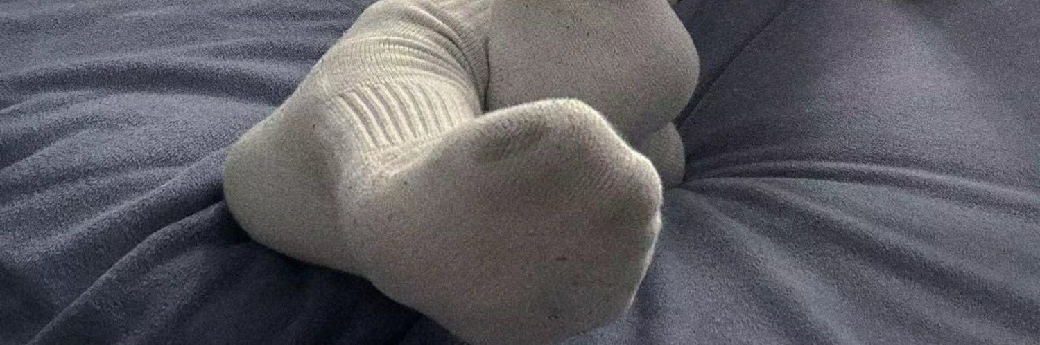 上弯屌肏尿💦💦 2️⃣2️⃣CM大屌 banner