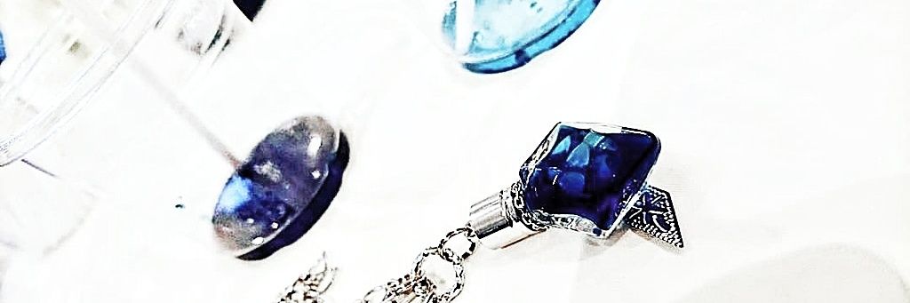 yu_r1__'s profile banner image