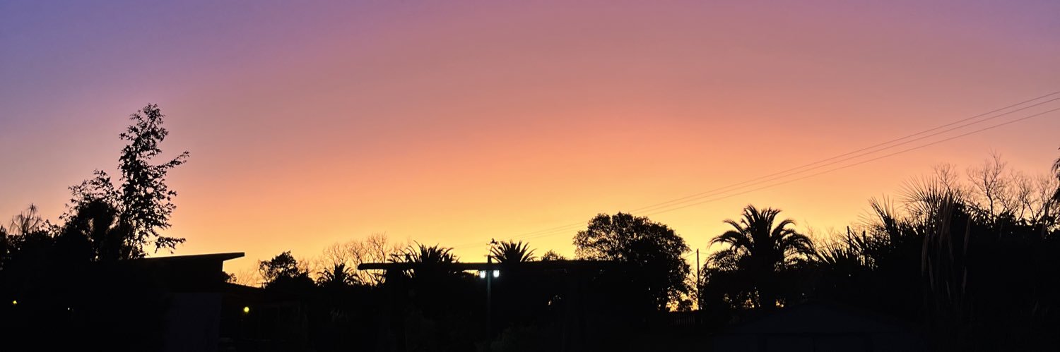 IsaRossido's profile banner image