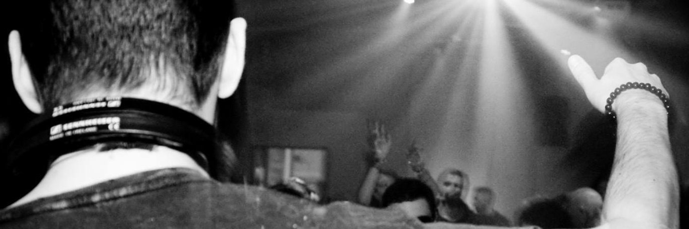 andymcbain's profile banner image