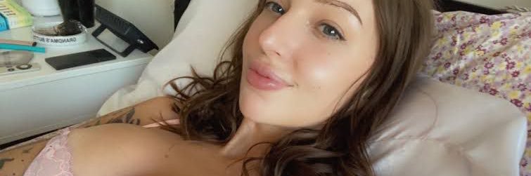 tinyelena074's profile banner image