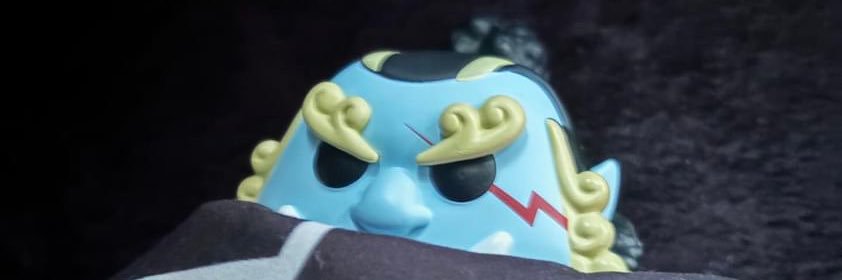 MooMoo🐮 Is married to Jinbe banner