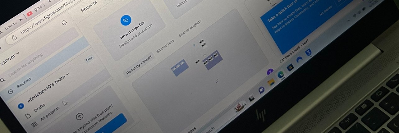 MINIMALIST UI/UX Designer's banner