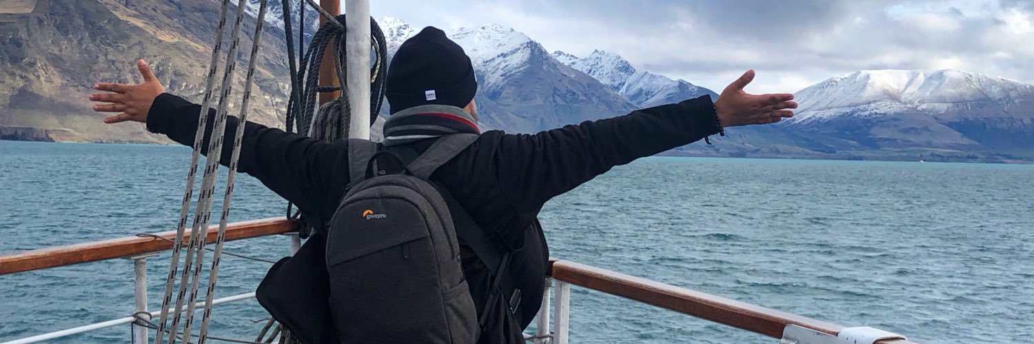 docdomeng's profile banner image