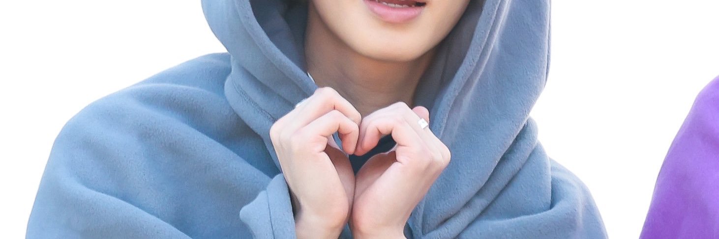 논♡ ̖́- banner
