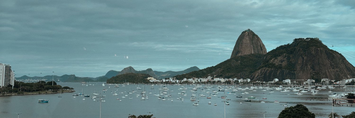 karinaires's profile banner image