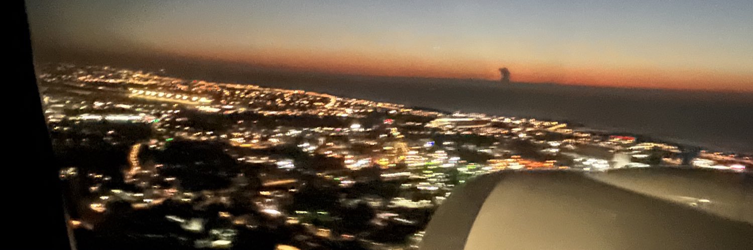 伊嗶ㄚˉㄚˉ banner