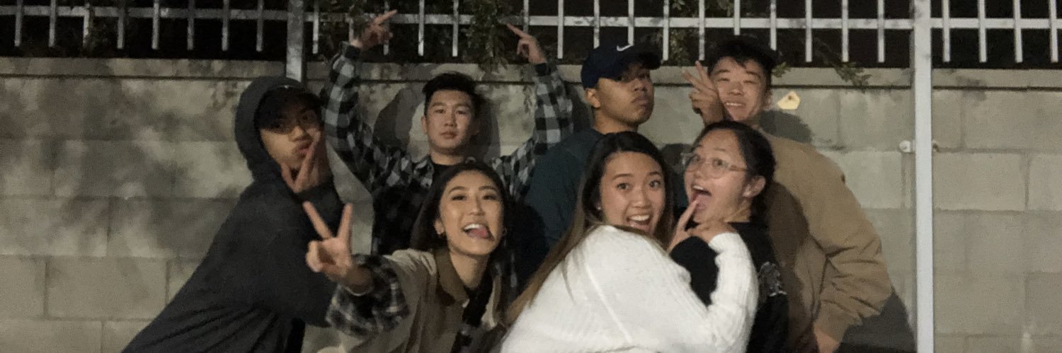 ashley_trantran's profile banner image