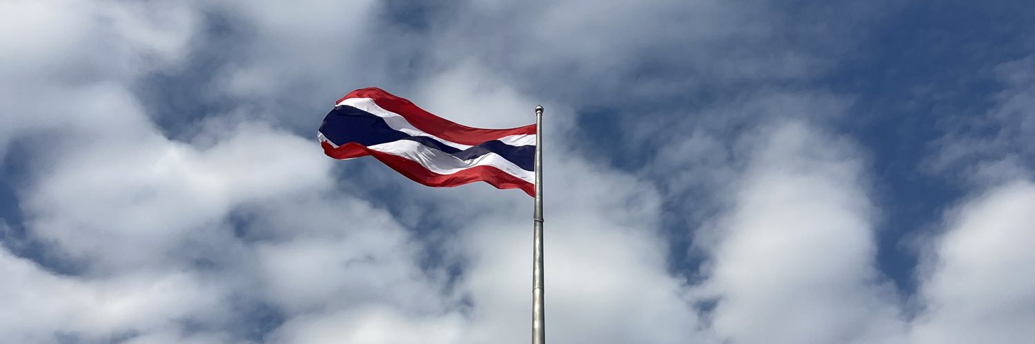 Khunluk🦩🌈🌸 banner