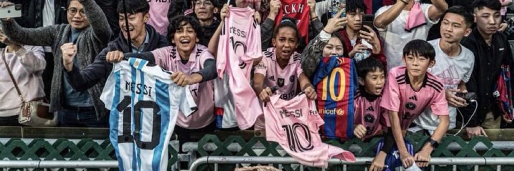🫵🏿 banner