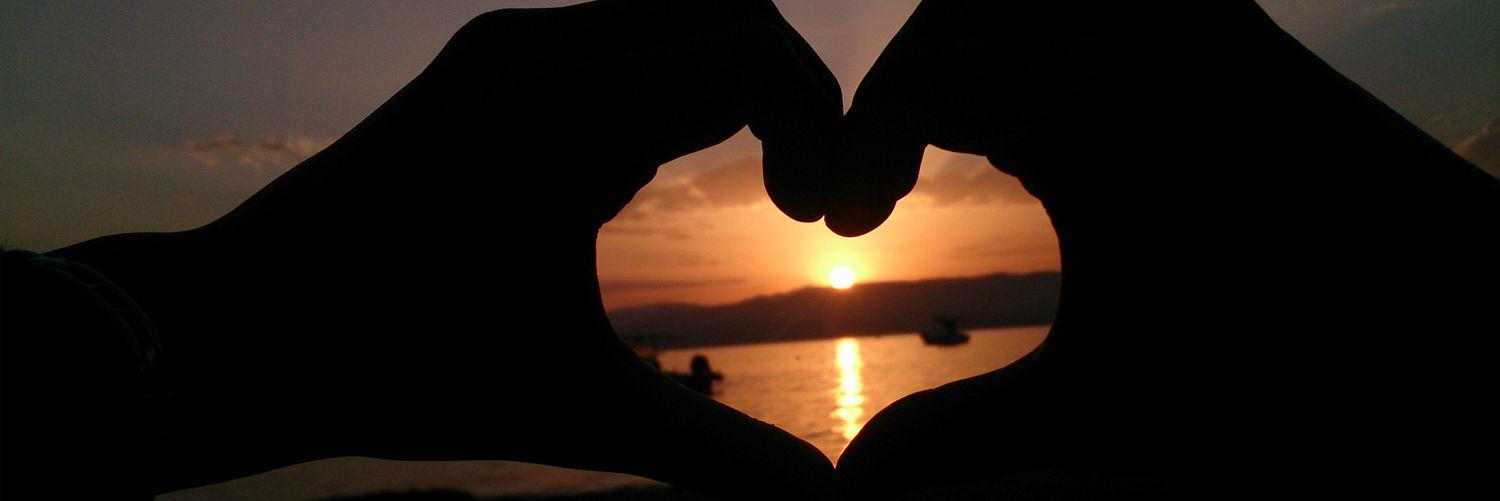 Kausar_Bi's profile banner image