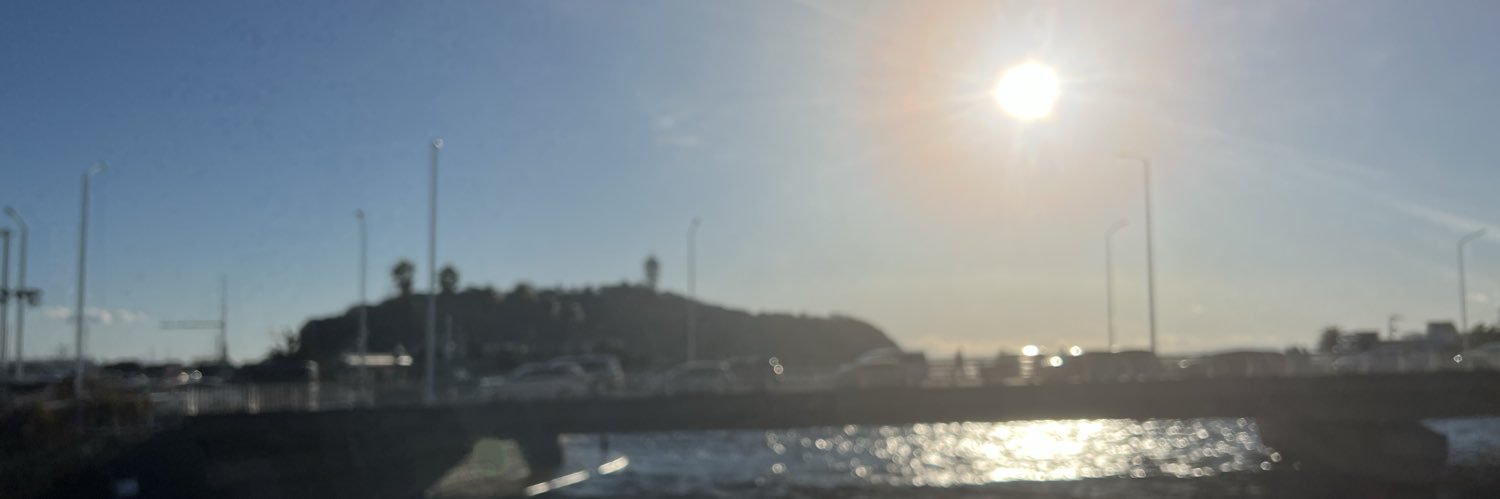 amaamakunn's profile banner image
