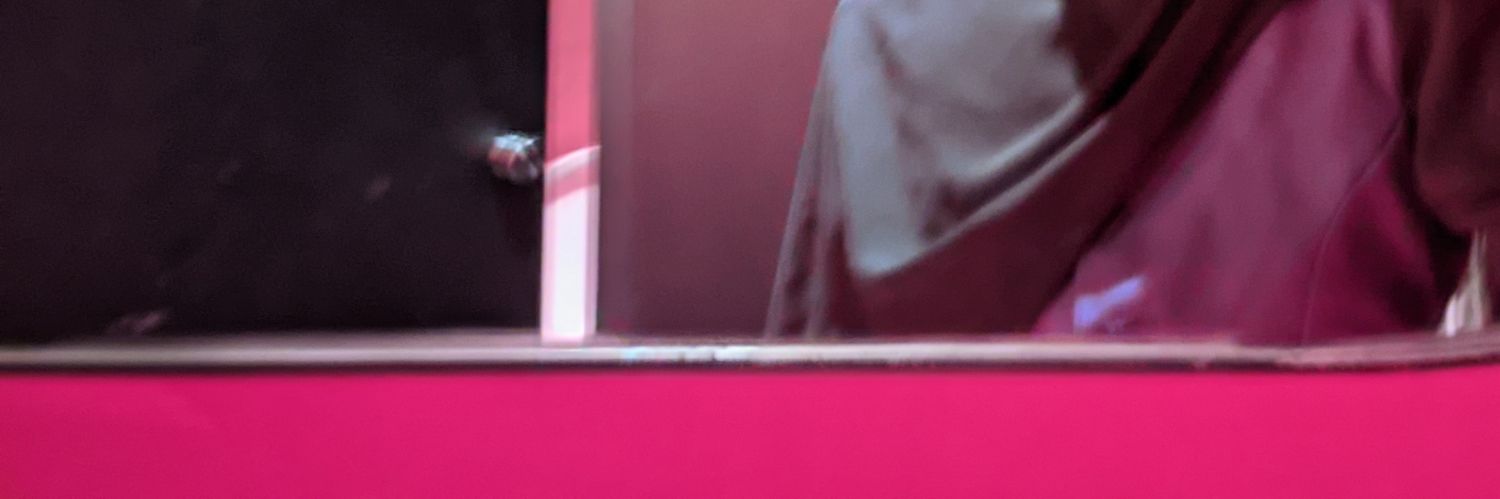gebniya's profile banner image