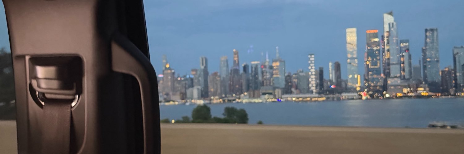 lil5yrn's profile banner image