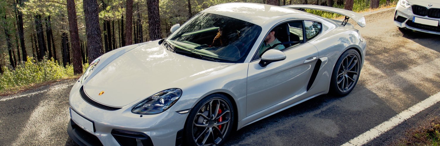 CarlosRuiz83's profile banner image
