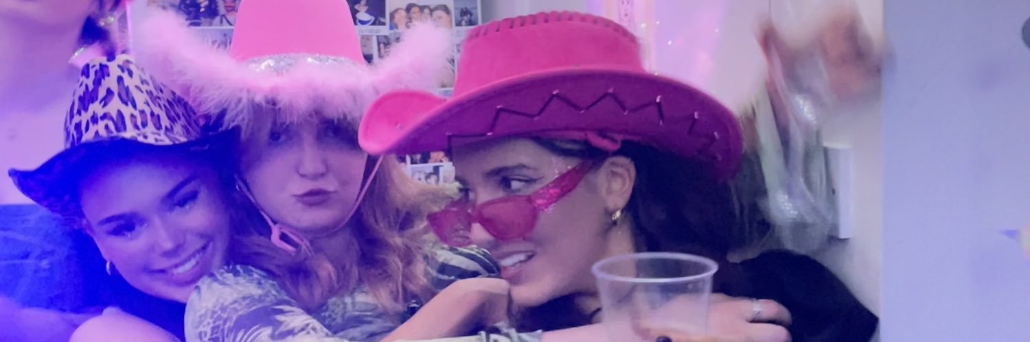 estellelayla's profile banner image