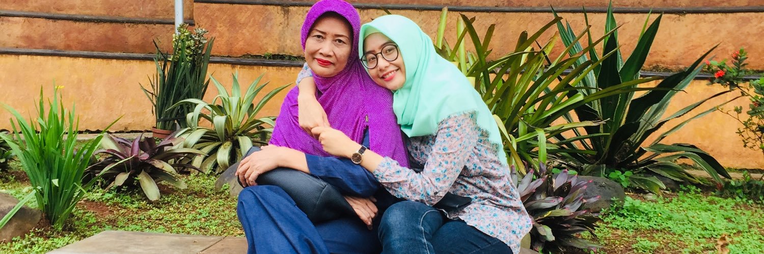 FitrianaAP's profile banner image