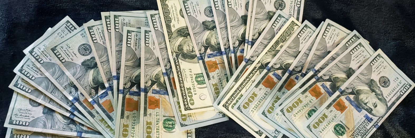 Billionaire Beauty 💰 banner