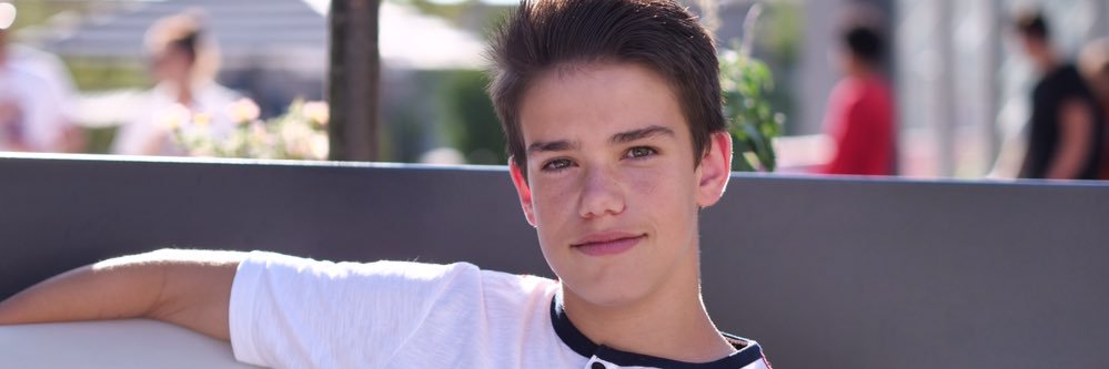Ethan Fineshriber banner