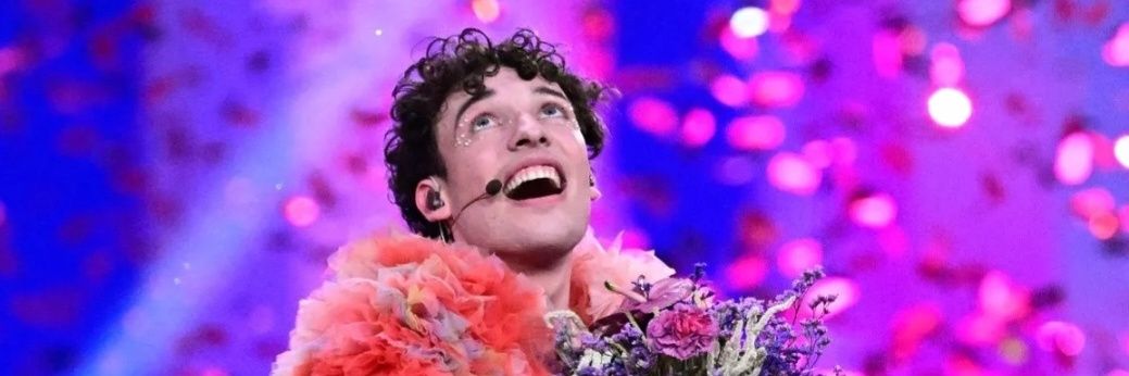 Mabel🇫🇷 (she/her) banner