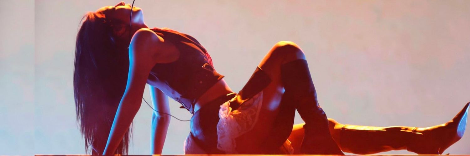 jennieholic⁵ banner