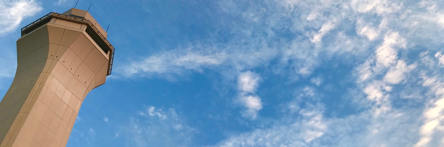 Tom R./traineyjr@avgeek.social banner