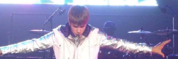 BiebsBro14's profile banner image