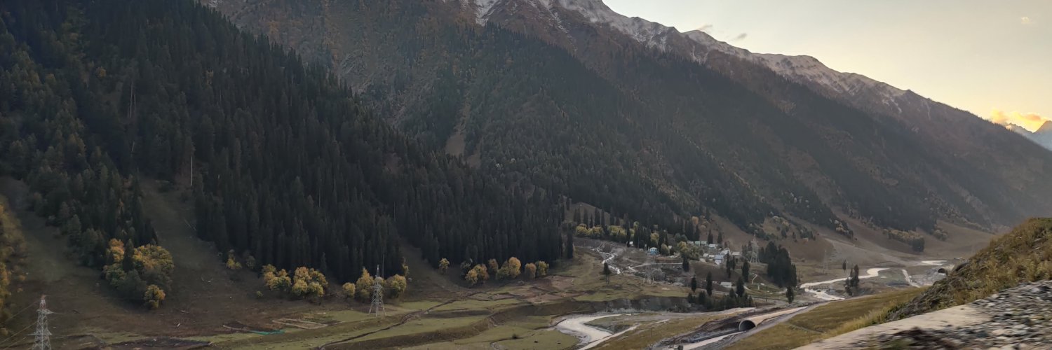hgrastogi's profile banner image