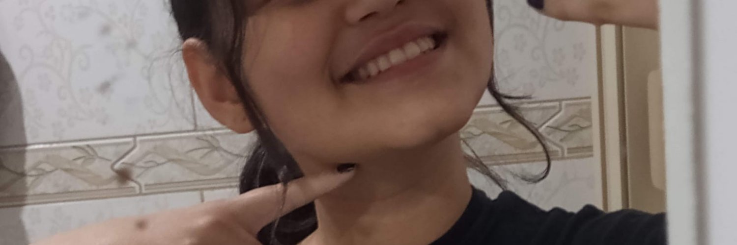 Maybejullie's profile banner image