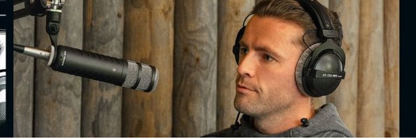 2worldsPodcast Profile Banner