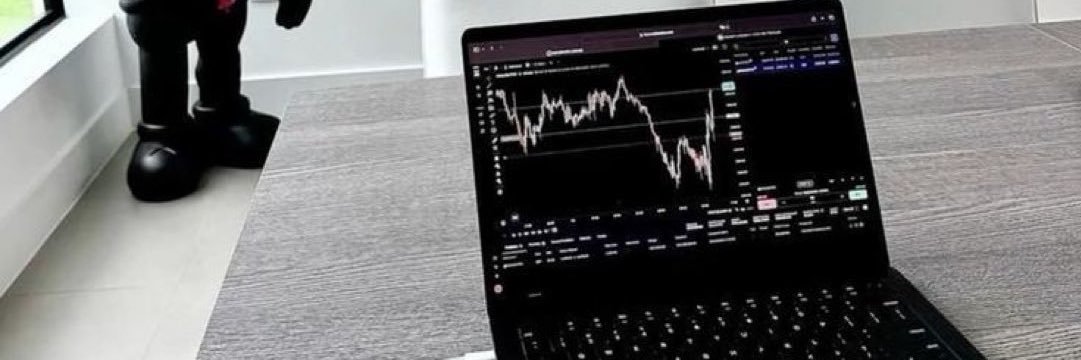 TheAlphaCircuit banner