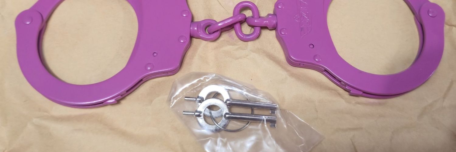 ❄️☃️🎐🦋🔞🙋‍♀️ banner