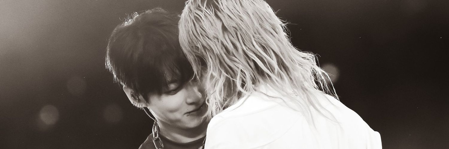 gickaveh's profile banner image