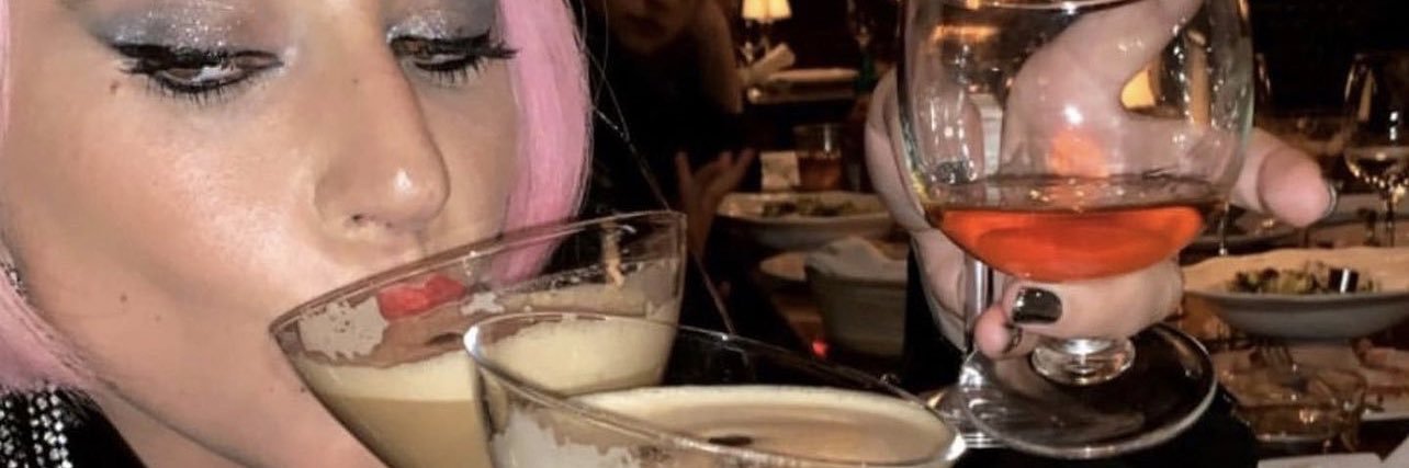evanu4ia's profile banner image