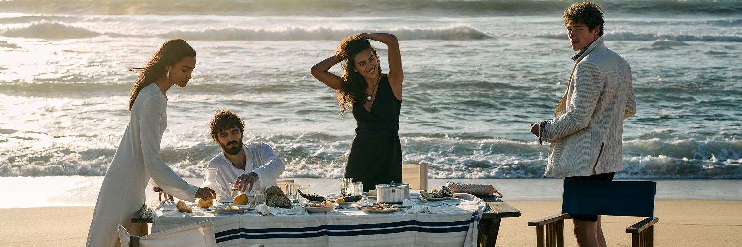 BananaRepublic's profile banner image