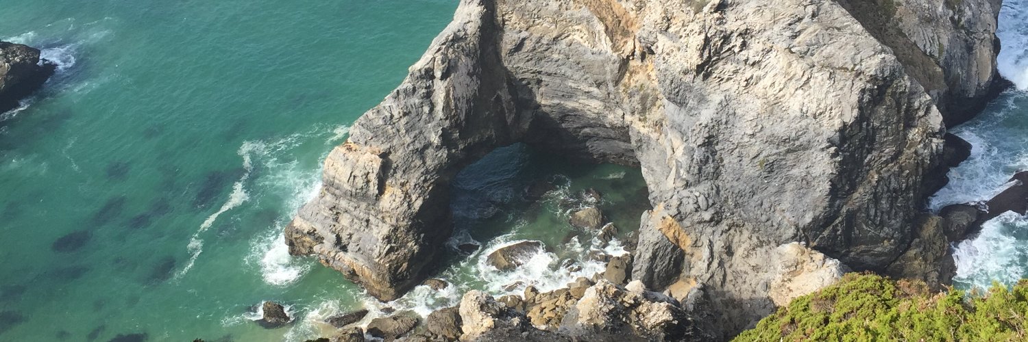 Luis B. Aramburu banner