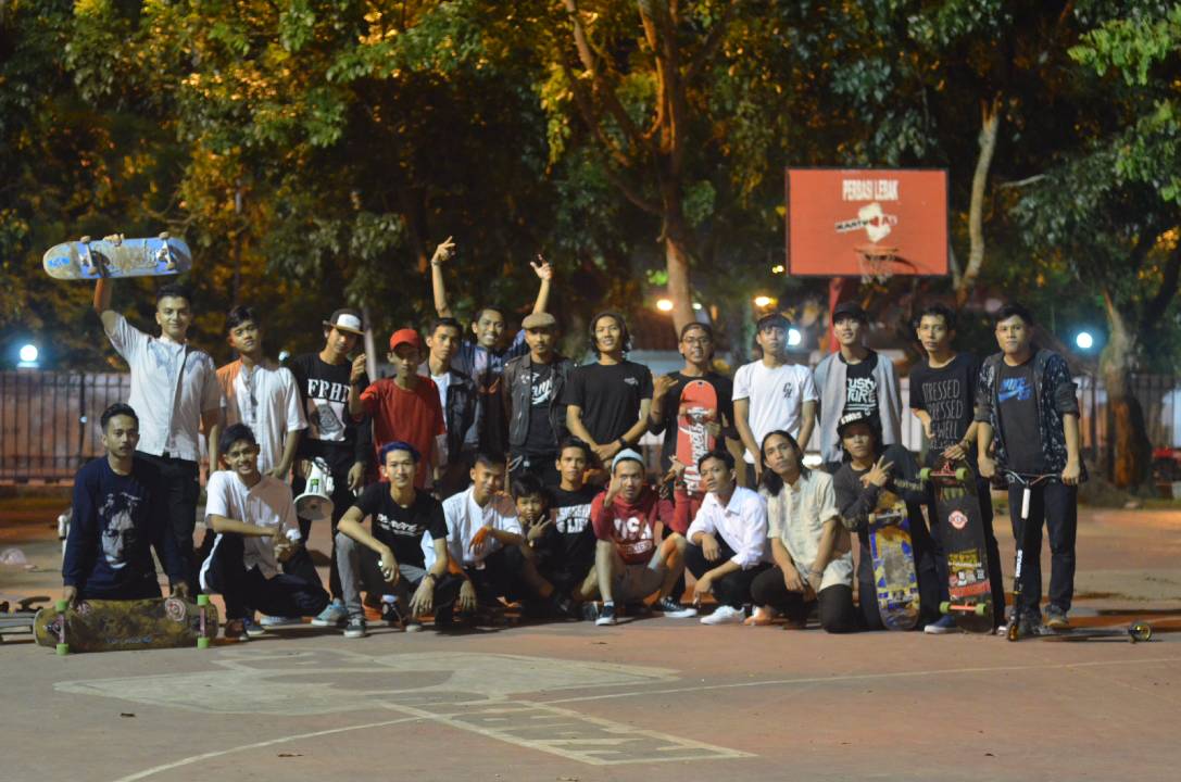 mochslmn's profile banner image