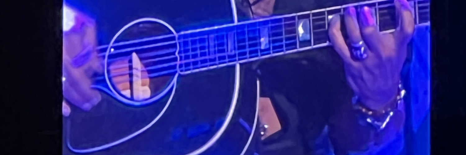 err30's profile banner image