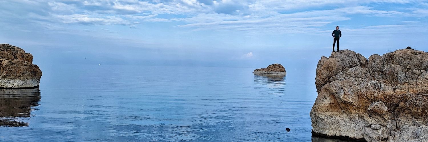 ozdemiralim's profile banner image