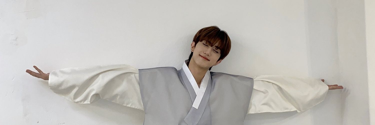 vyyy ‧₊˚ ⛲️ ‧₊ banner