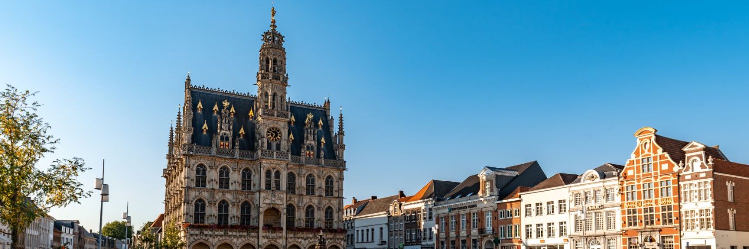 Liesbeth🍉❤️🕊️🐺🌳🐓🐂🦚🌍🇧🇪 banner