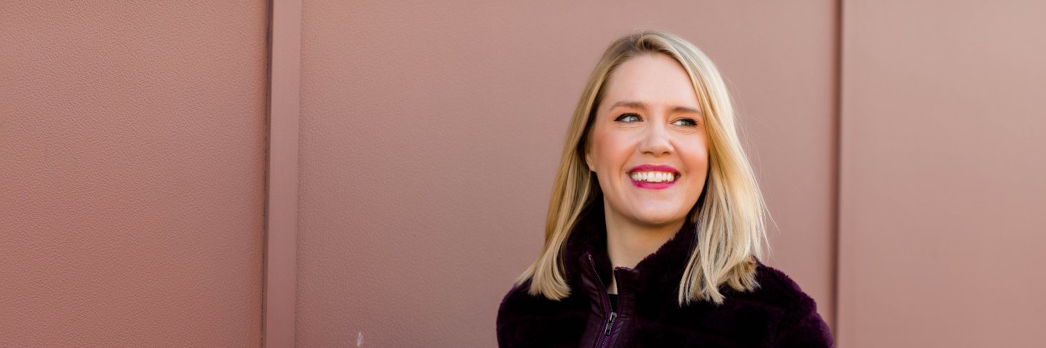 LisaARossi's profile banner image
