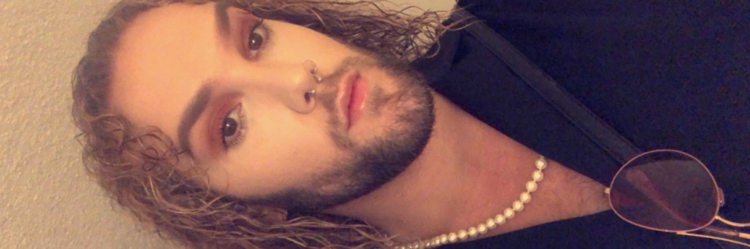 skapotas's profile banner image