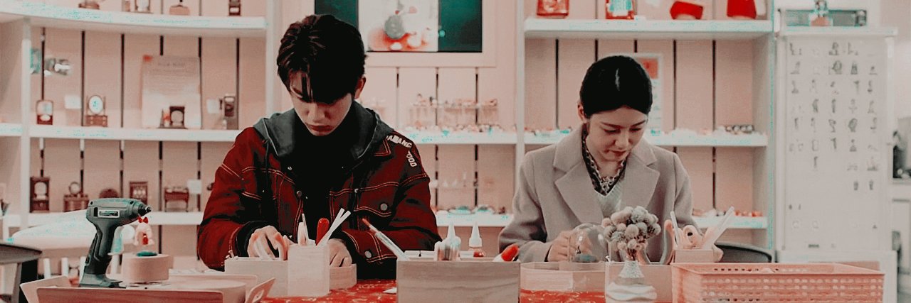 mustbeleft's profile banner image