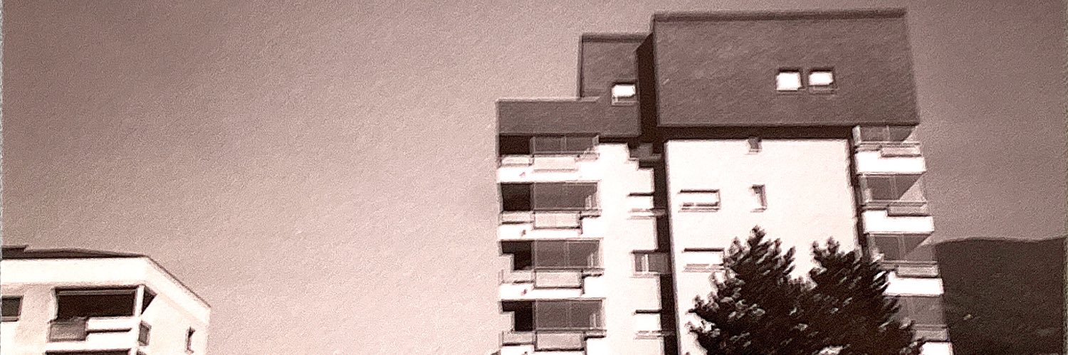 omarmo_'s profile banner image